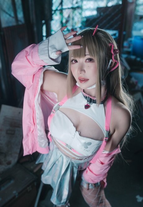 Minemeroxx naked pornstar gallery