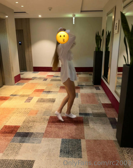 rc2003 pornographic actress gallery