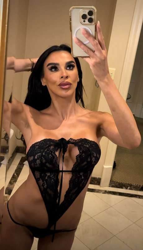 Raquel Petit xxx star galleries