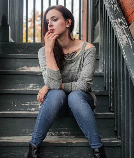 Angelika Koch top profile image