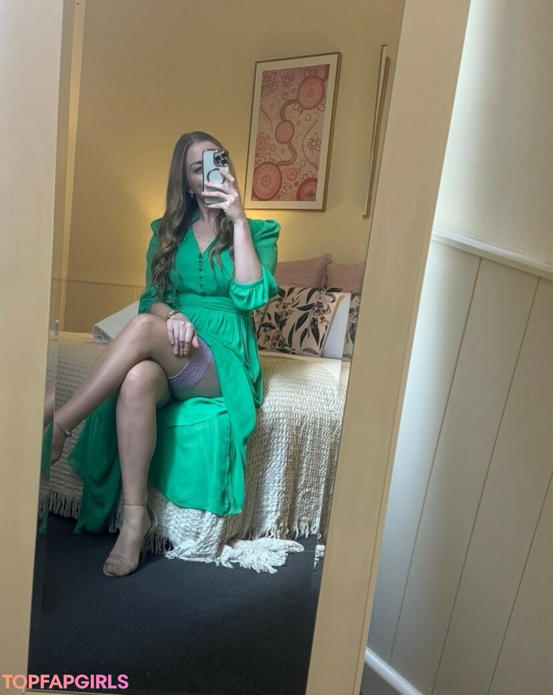 Charlotte Grace pretty model pics