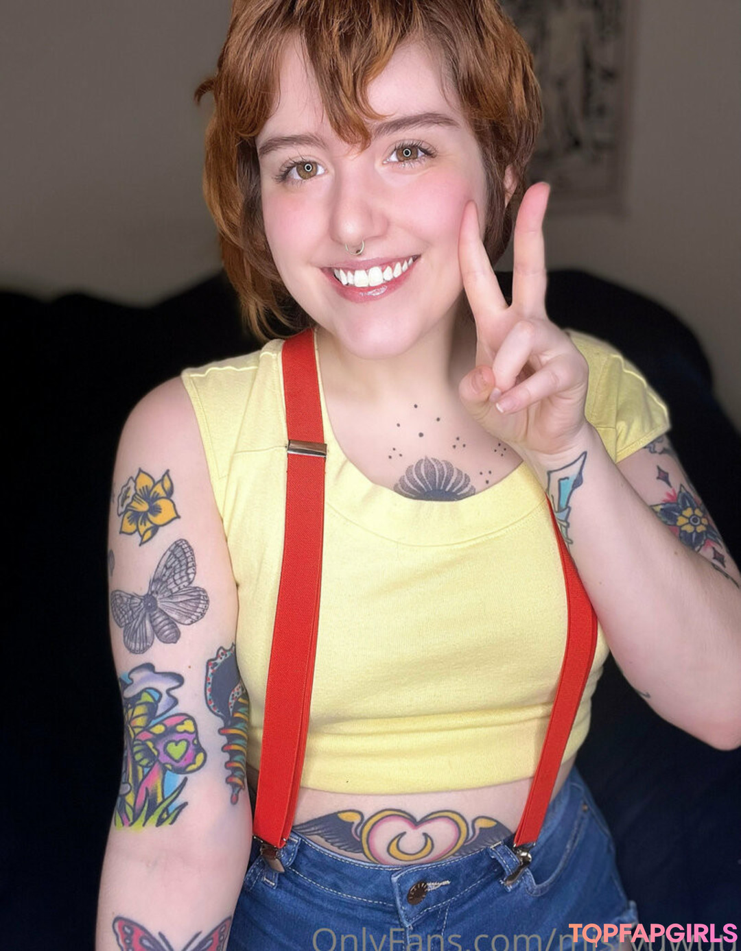 brunette teen onlyfans hot photos