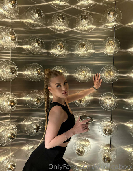 wild catxxx pornographic model pictures