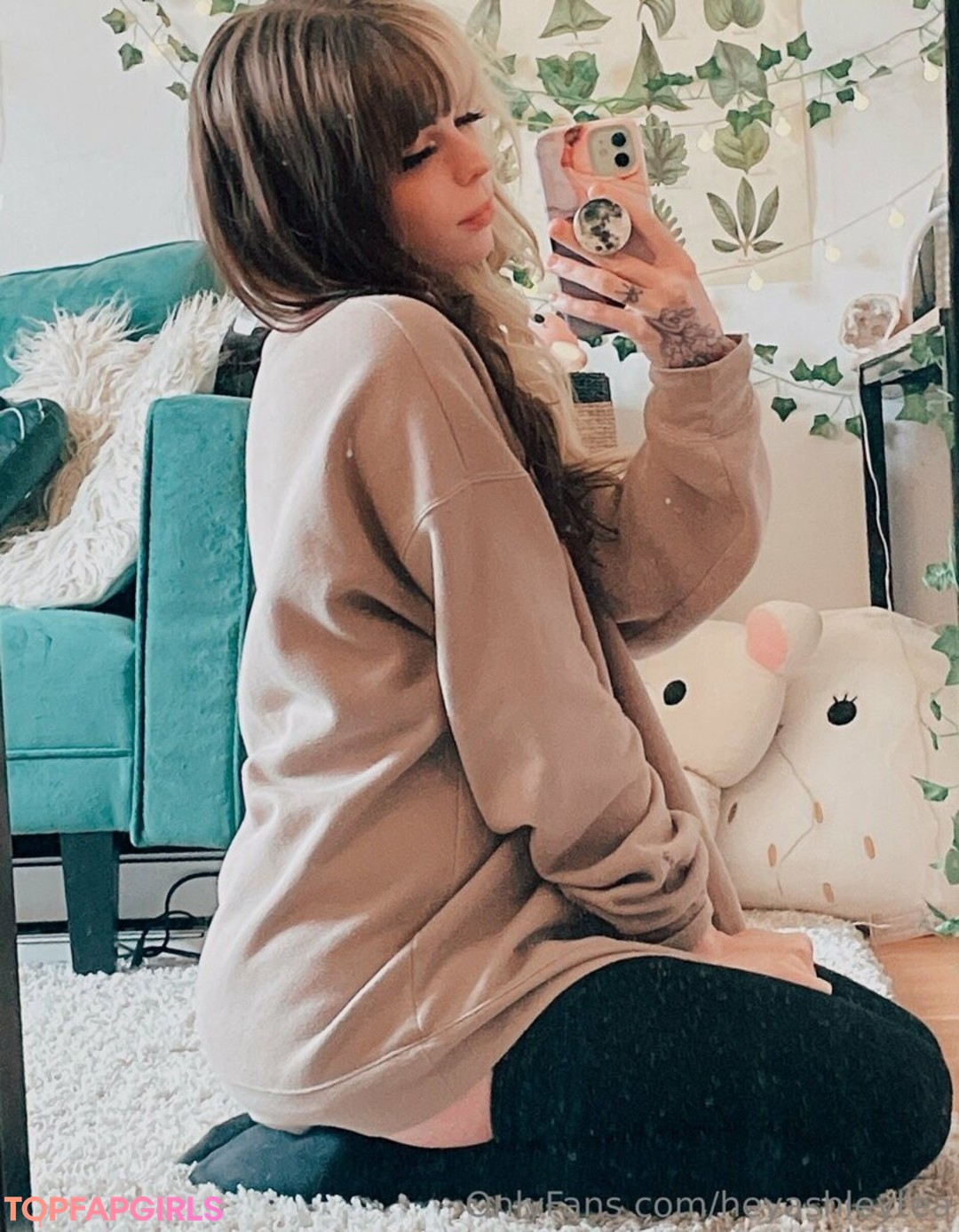 heyashleytea high quality pornstar images
