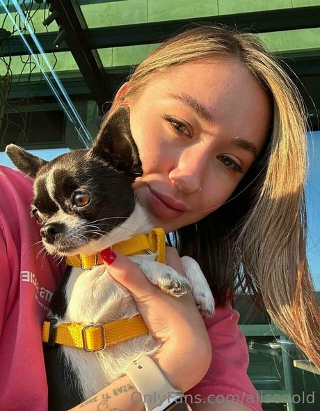 brunette petite onlyfans nudes pics