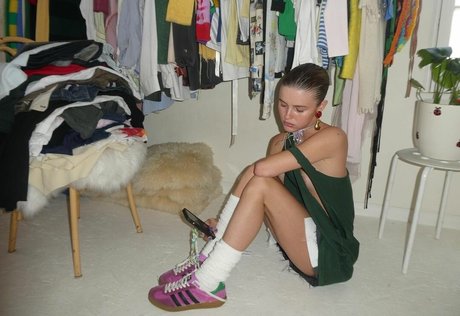 Courtney Mawhorr star art galleries