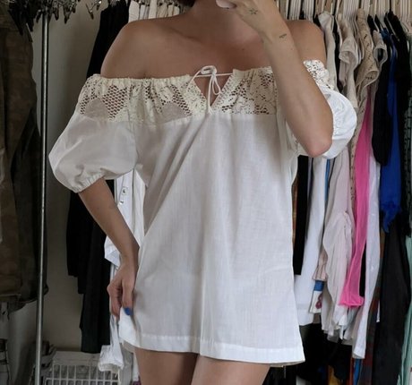 Courtney Mawhorr model free pics