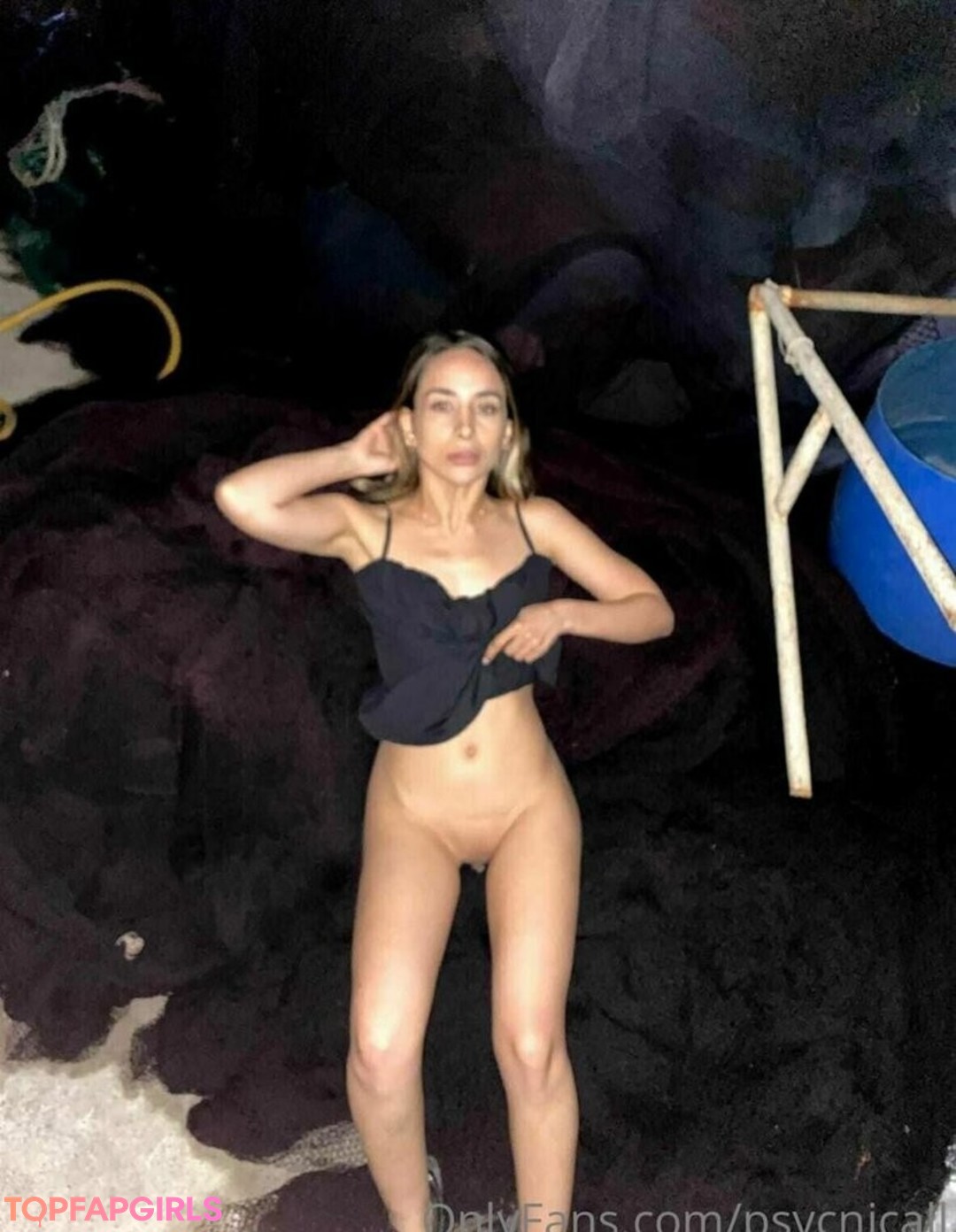 bimbo onlyfans hot pics