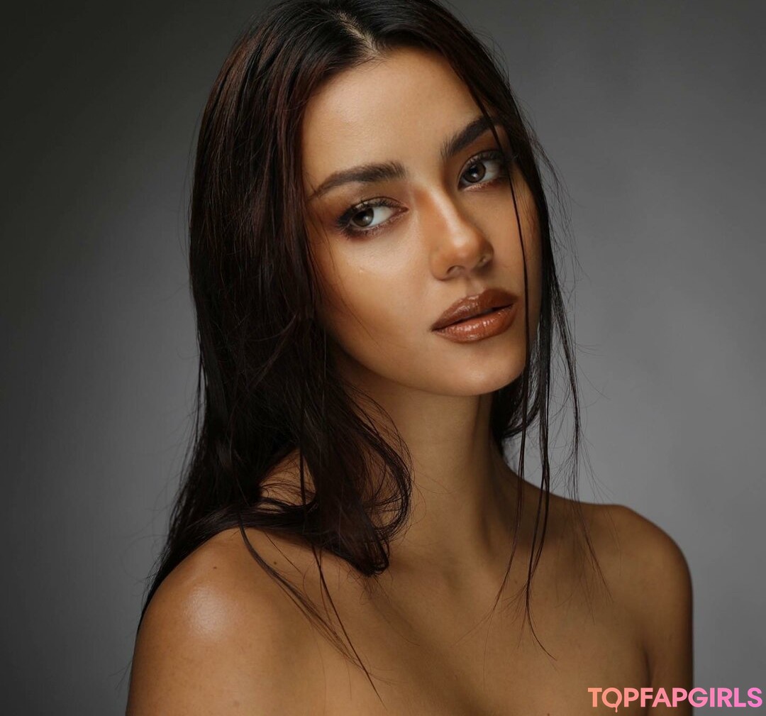 Amanda Obdam beautiful actress archive