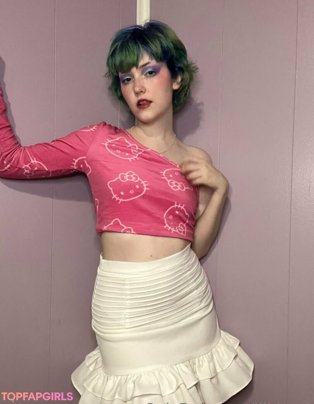 lilbbg 0 nude model photo