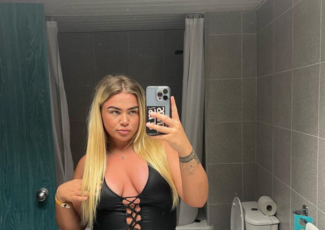 Libbymorse_ naked pornstar archive