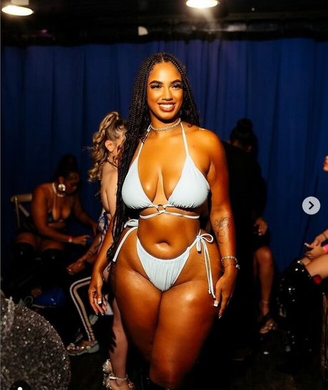 thetayaamarie sexy model pic