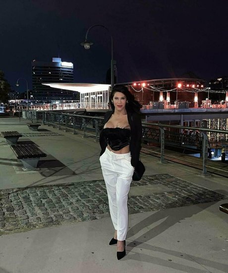 redhead threesome onlyfans best pic