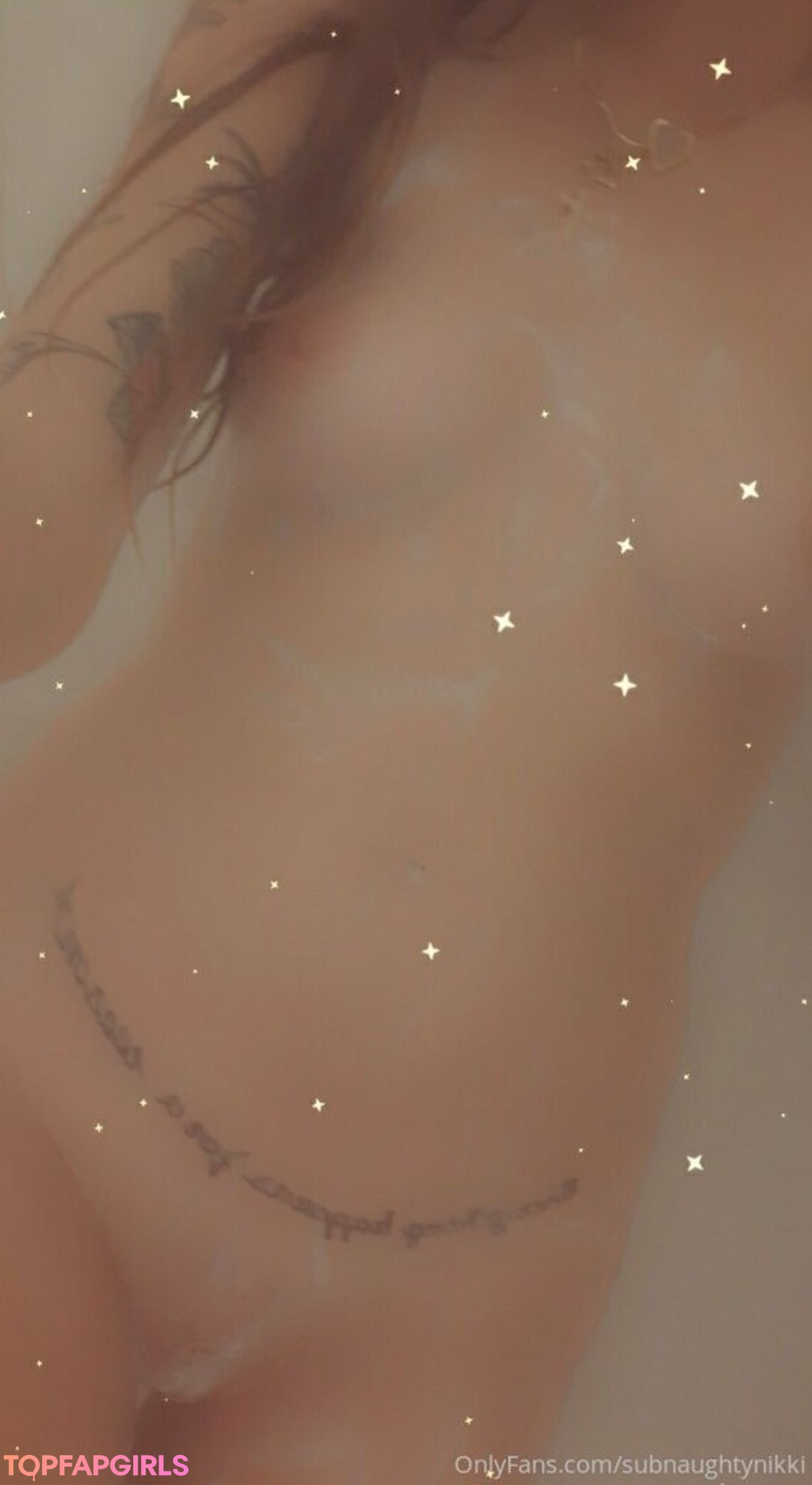 haileynicolex0x naked actress images