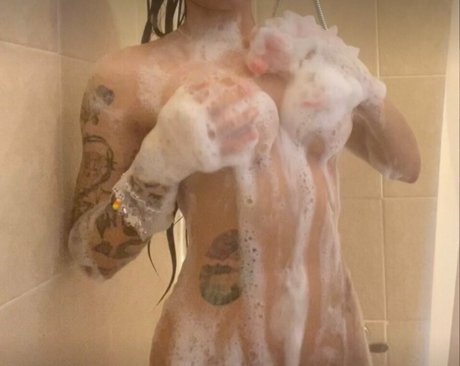 sisters onlyfans art porn photo