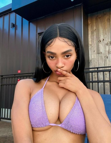 allydsworld star beautiful pics