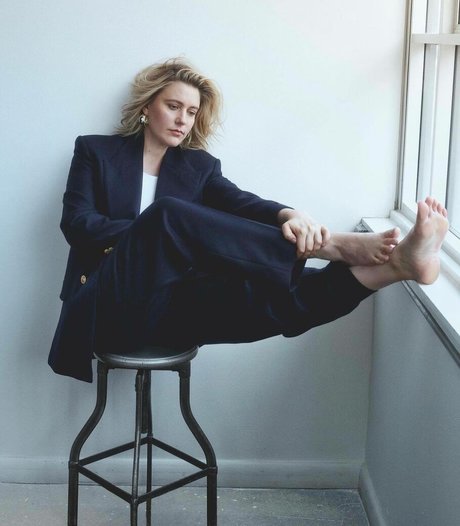 Greta Gerwig pornstar high quality photo
