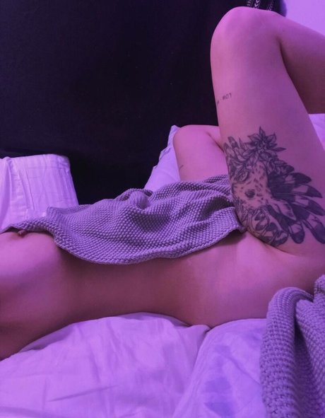 roeschach adult model pics