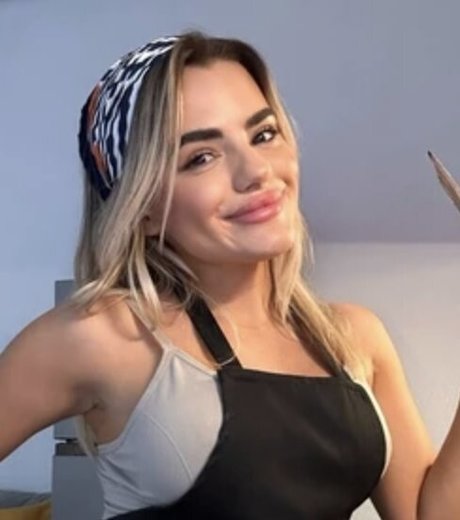 Petite Tina adult actress images