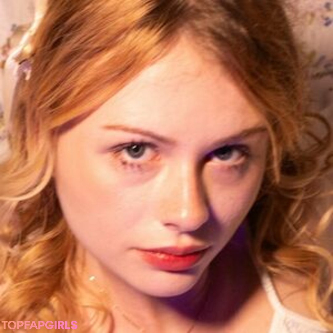 megmaybekinda model exclusive photo