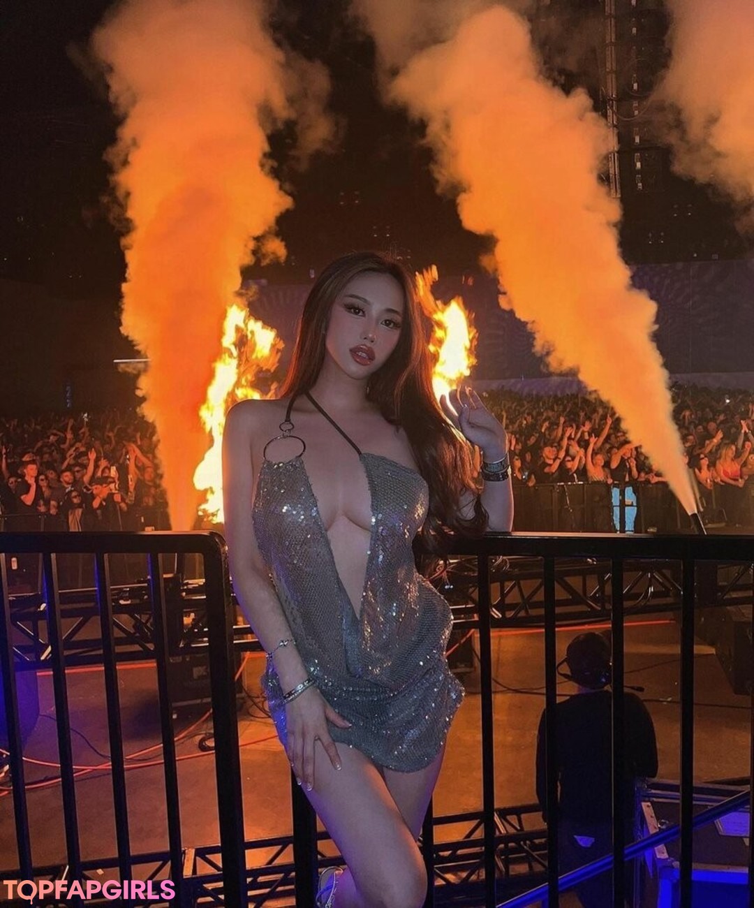 graciehacks nude model images