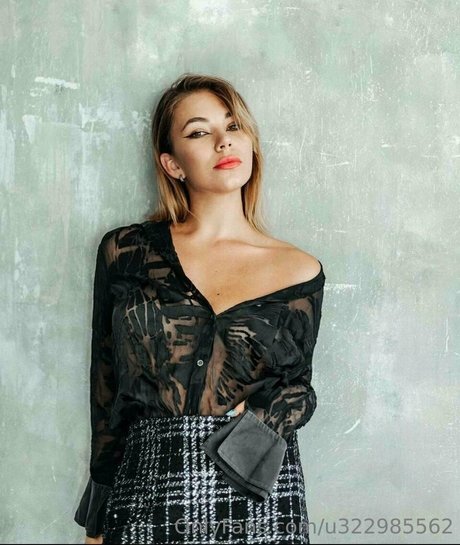 sandraa love pornographic actress pics