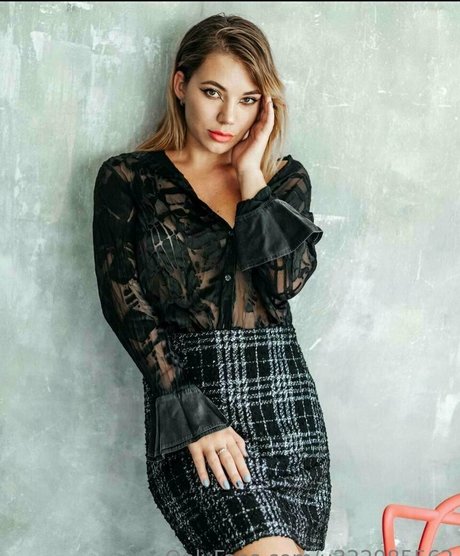 sandraa love perfect model image