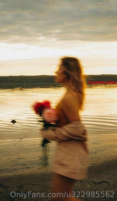 sandraa love naked actress img