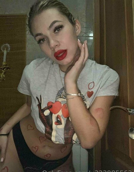 sandraa love adult star image