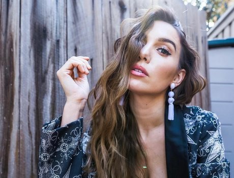 Christy Carlson Romano naked pornstar gallery