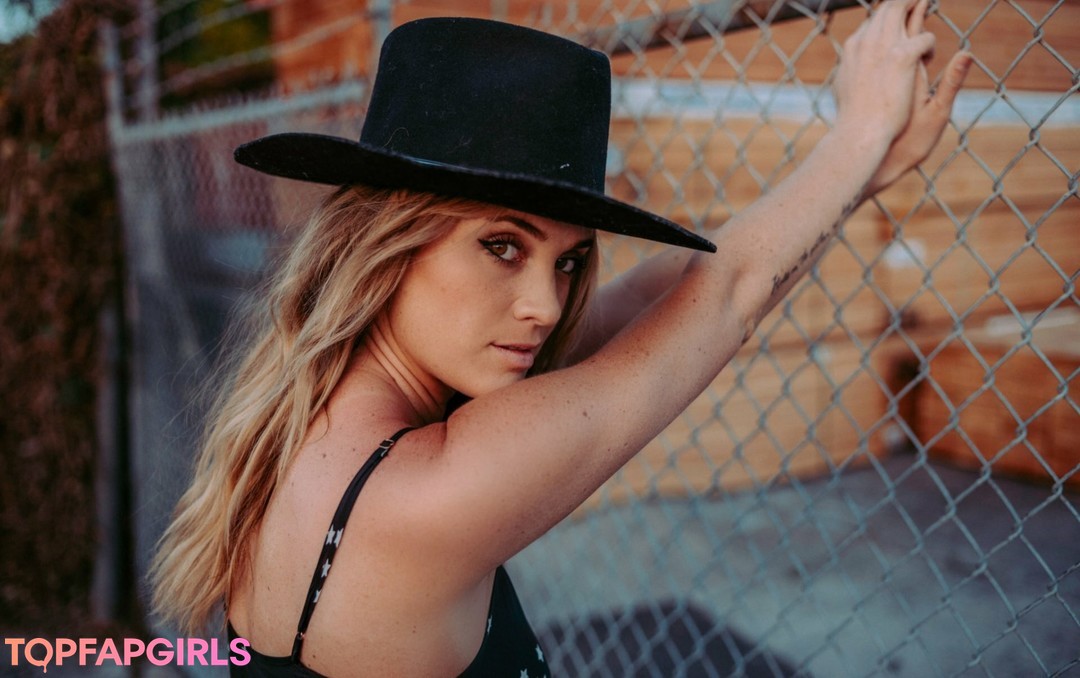 Sophia Scott high quality pornstar galleries