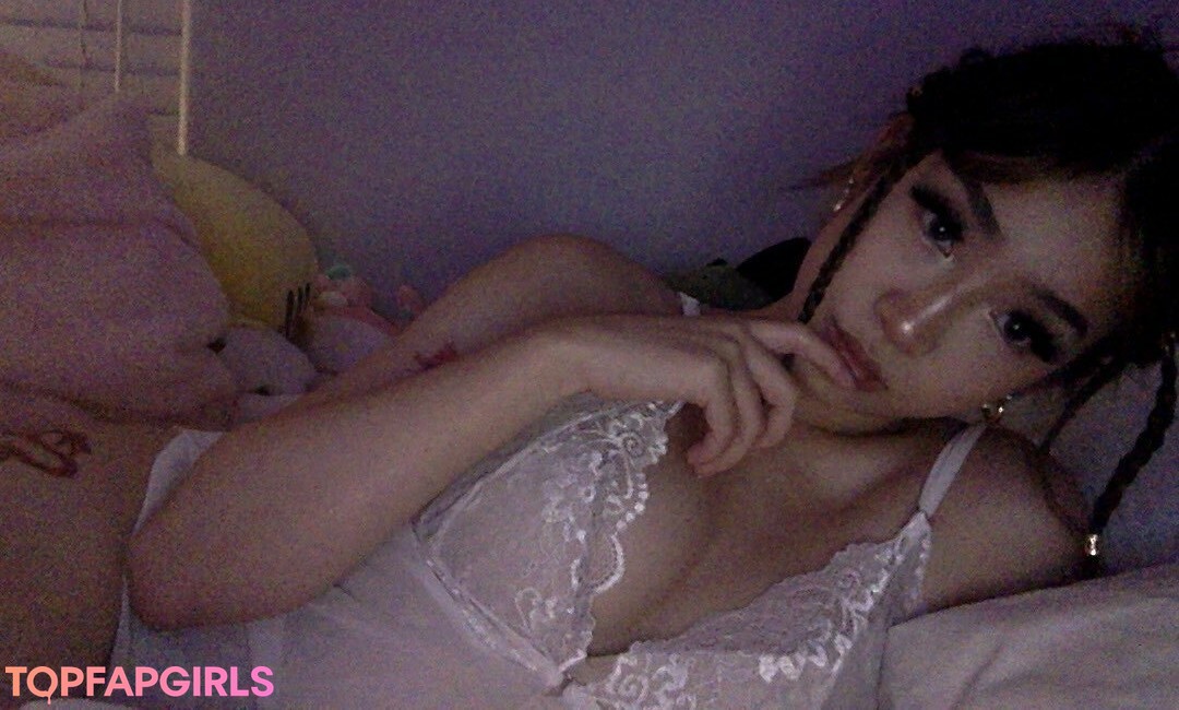 Harmonee Yang beautiful pornstar pics
