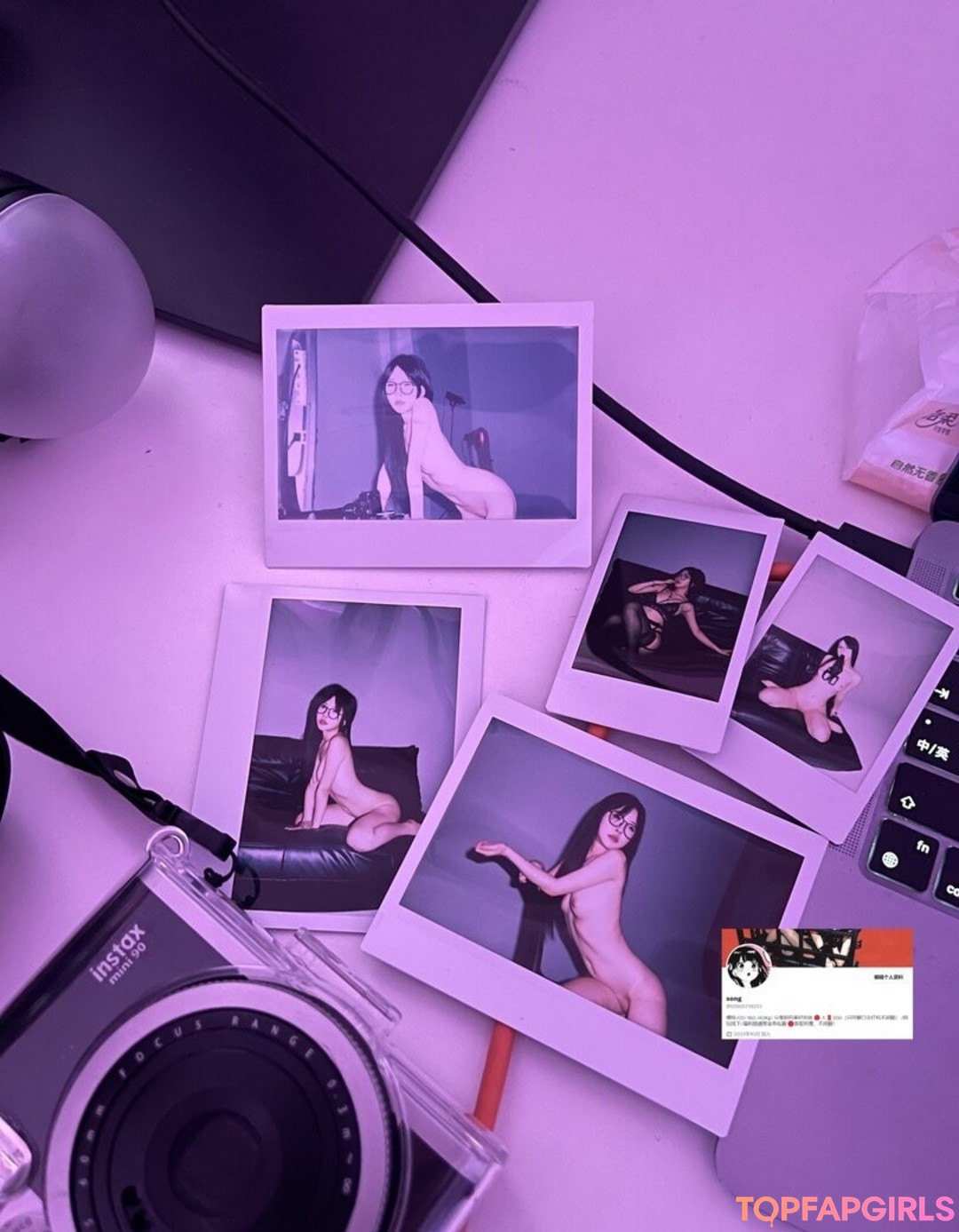 SS95577233 nudes star image