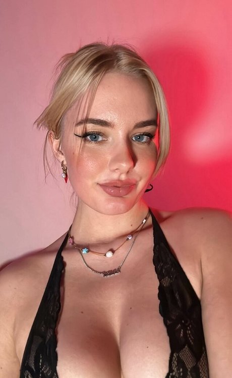 mercy 15k star hot pic