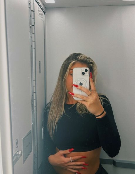 Jordan Lewis pornstar nudes images