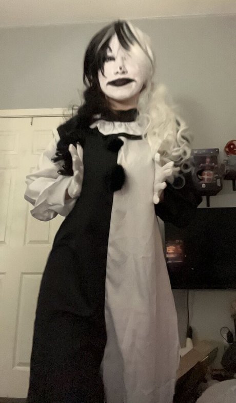 ellegarci model pornographic photo