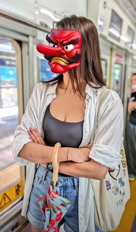 OniGiri art actress picture