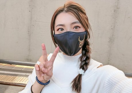 OniGiri pornographic model images