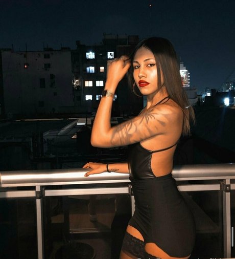 gloryhole wife onlyfans free nude photos