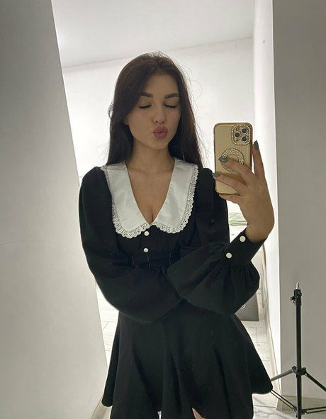 milana diamond xxx star gallery