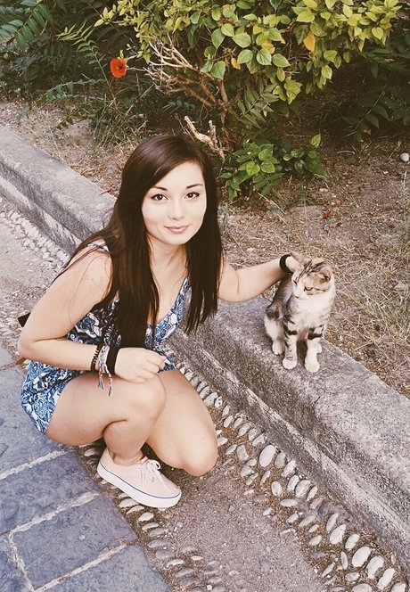 bellajynx free pretty actress galleries