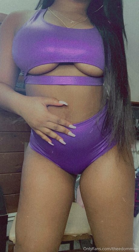 theedommee model hot photos