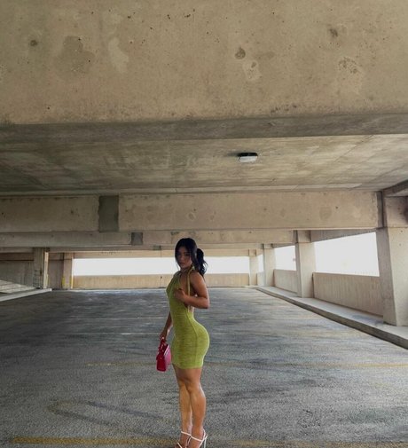 MsDumpling_ model exclusive gallery