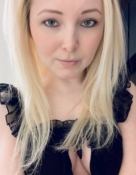 cheating hotwife onlyfans exclusive galleries