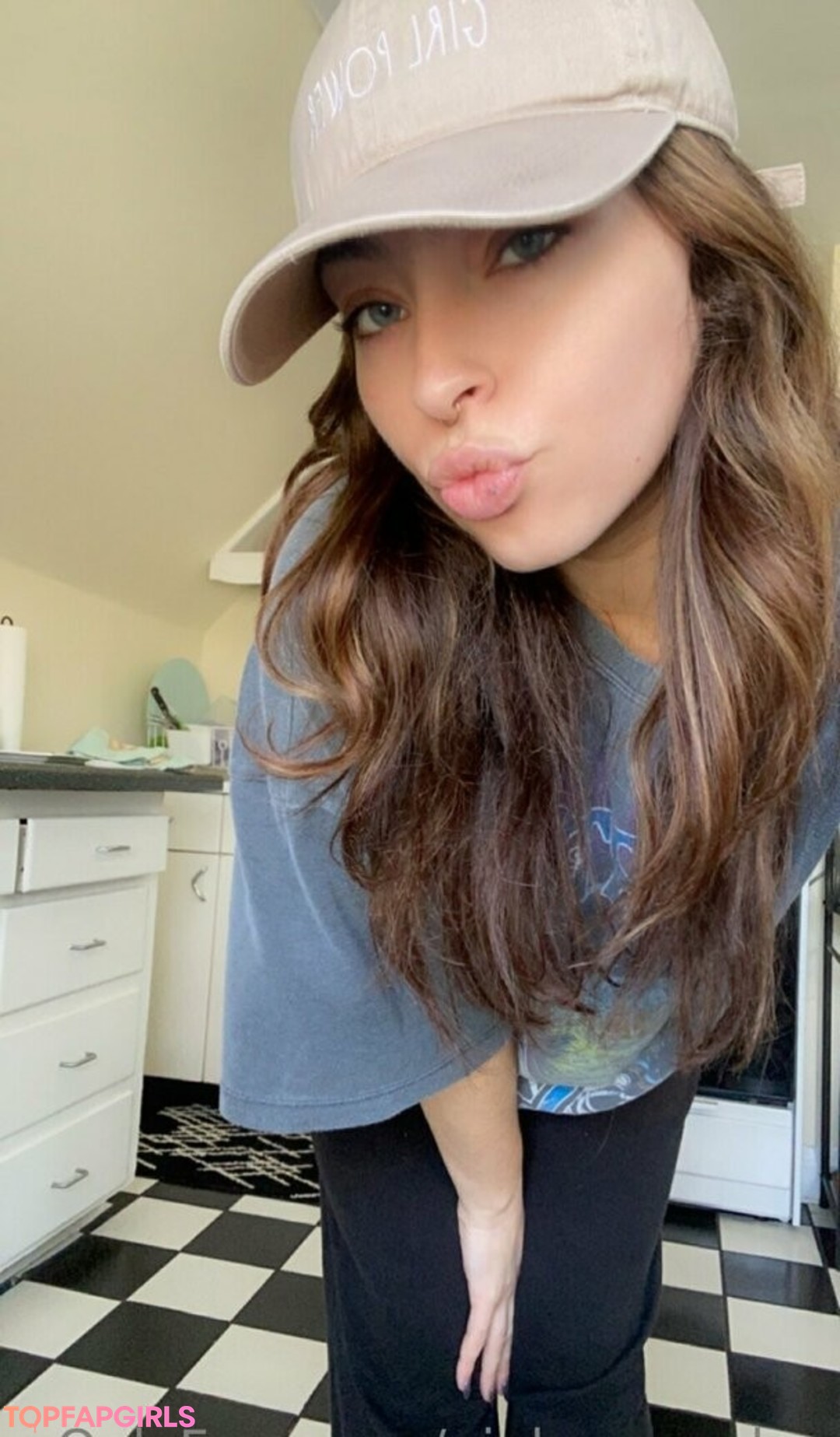 joi teen onlyfans pornographic photos