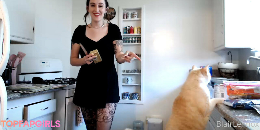 blairlennoxx naked actress pics
