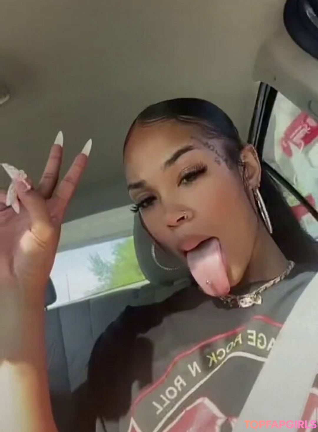 Long Tongue Fetish model sex galleries