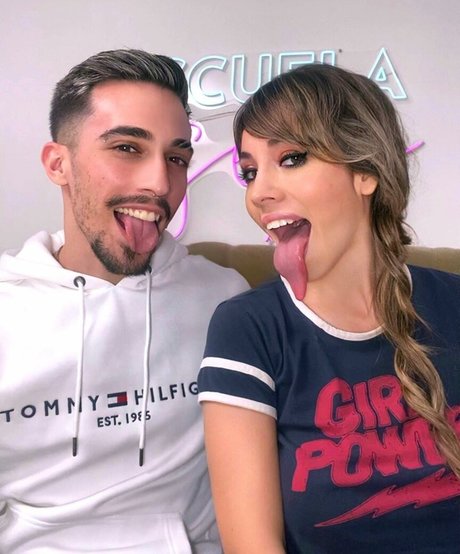 teen shemale onlyfans nice pics