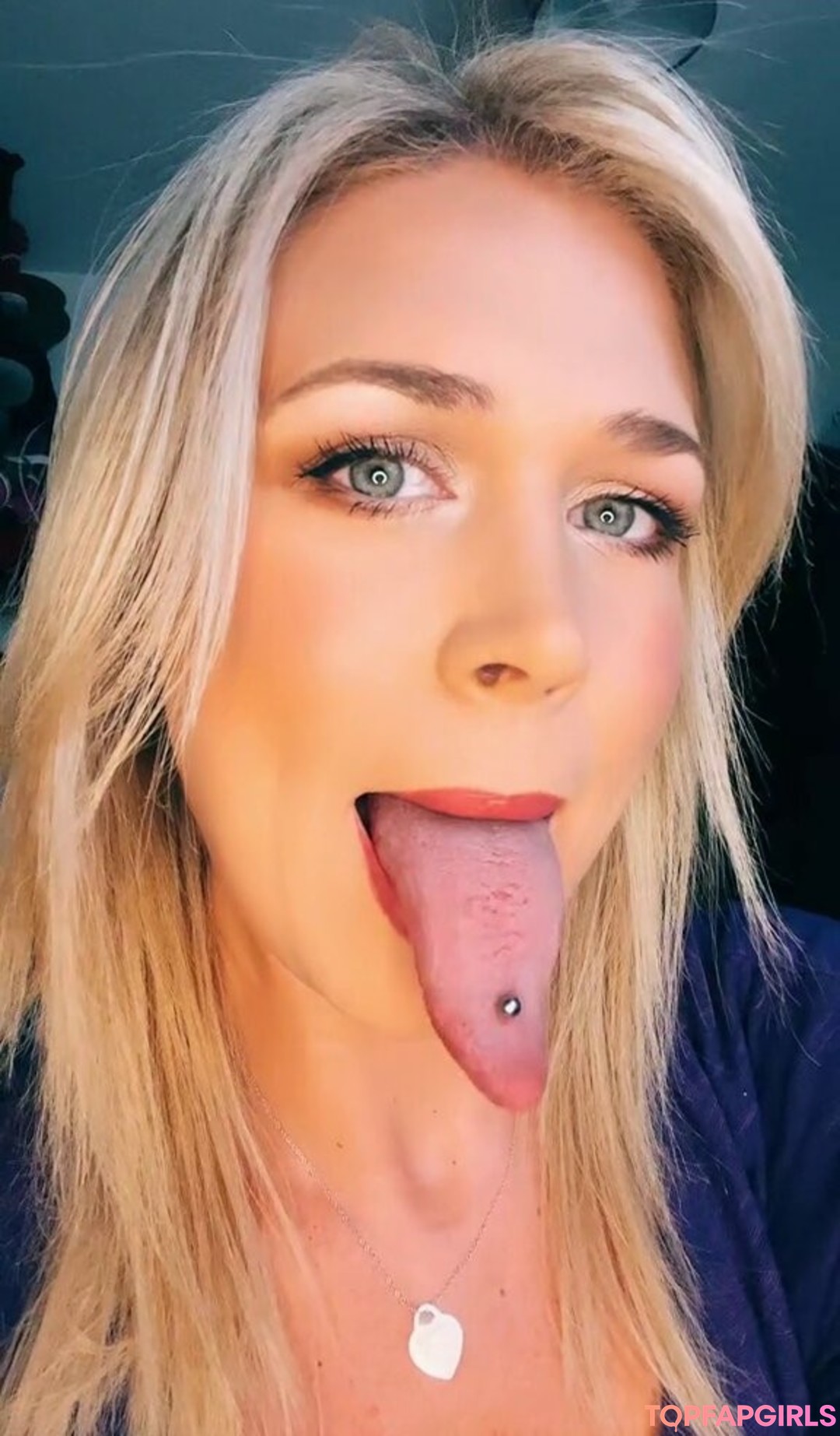 Long Tongue Fetish pornstar image
