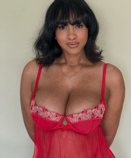 Pink besos profile image